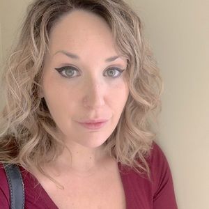 Meet your Posher, Justine